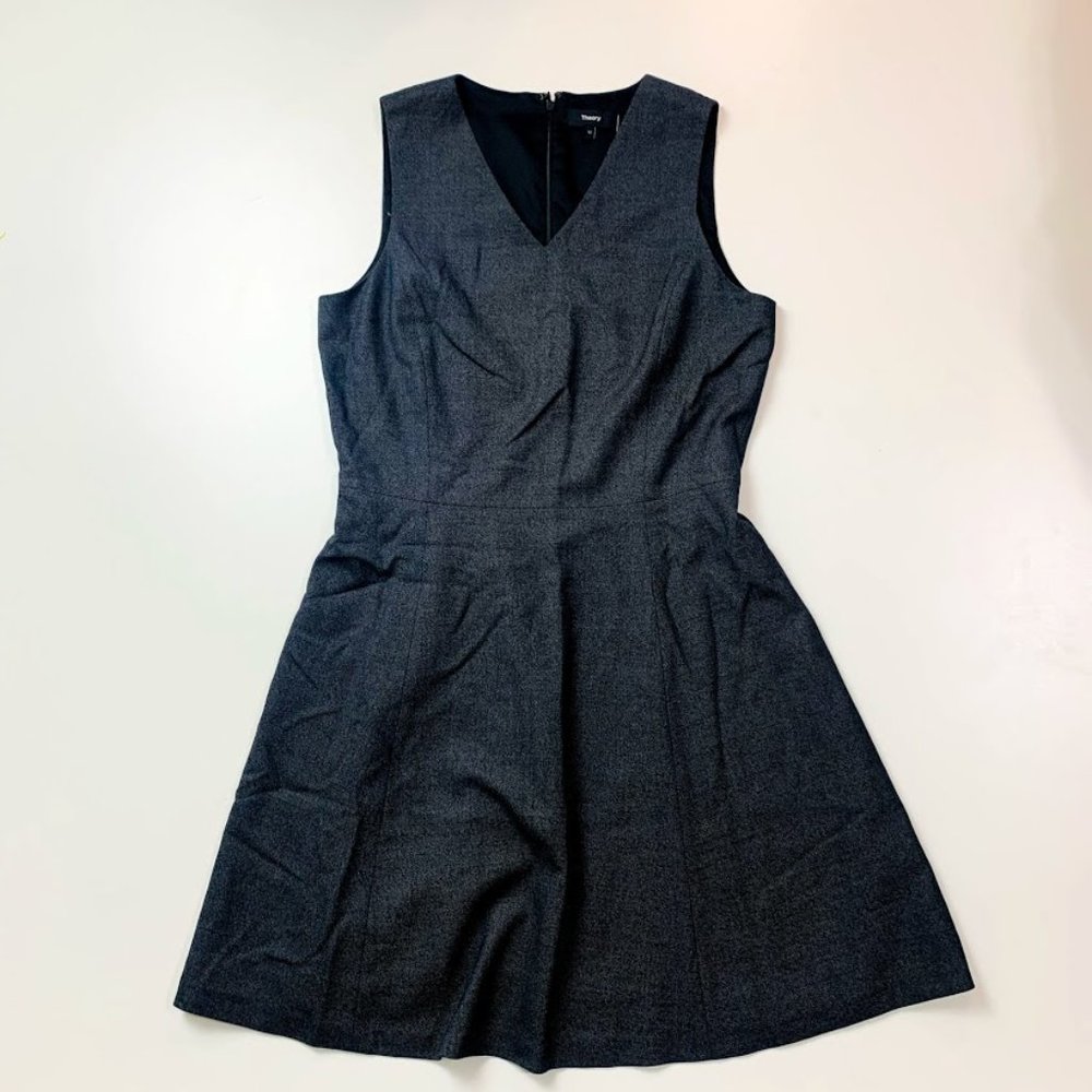 NWT Theory Dress Tillora Wool Grey Prompted Fit N Flare V Neck Lined Black Mini